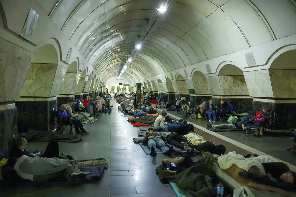 قصف عنيف يستهدف كييف بعد حالة تأهب جوي