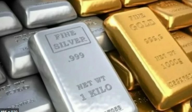 الذهب يعاود الصعود إلى 5186 دولاراً.. والفضة فوق 90 دولاراً