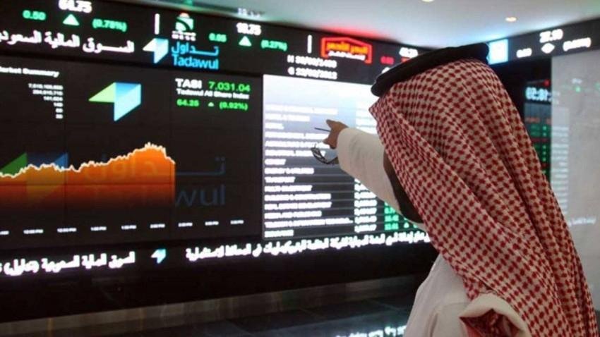 مؤشر سوق الأسهم السعودية يغلق منخفضًا بتداولات بلغت 3.9 مليارات ريال