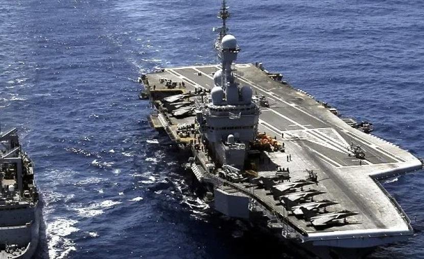 فرنسا تقترب من خط النار.. "شارل ديجول" تبدأ الإبحار إلى "المتوسط"