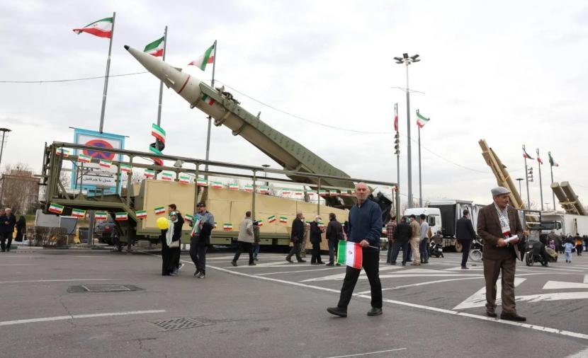 إيران: لم نستخدم أسلحتنا المتقدمة حتى الآن.. ودمرنا منظومة "ثاد" الأمريكية