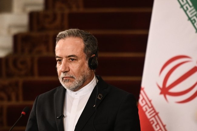 وزير الخارجية الإيراني: جيراننا.. أولوية لنا